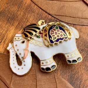 VTG White Cloisonne Enamel Elephant Pin Convertible Brooch Pendant 1 3/4"